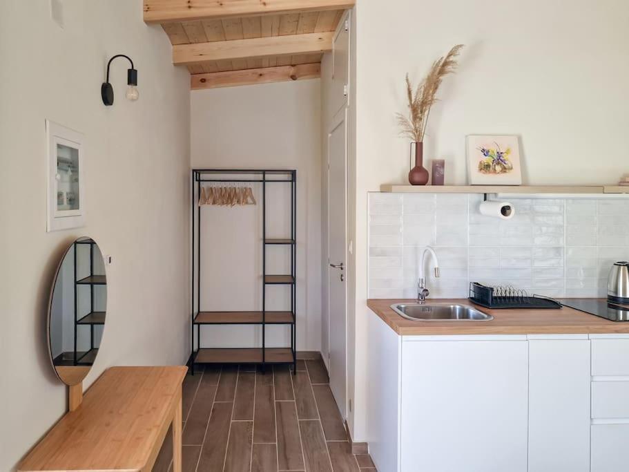 Cozy Owl'S Studio Home Pírgos Exterior foto